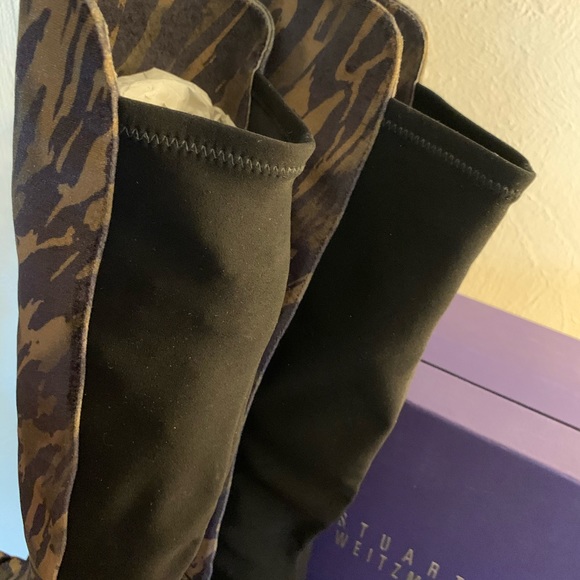STUART Weitzman Tiger Stretch Boot -Size 7 M - Picture 9 of 14